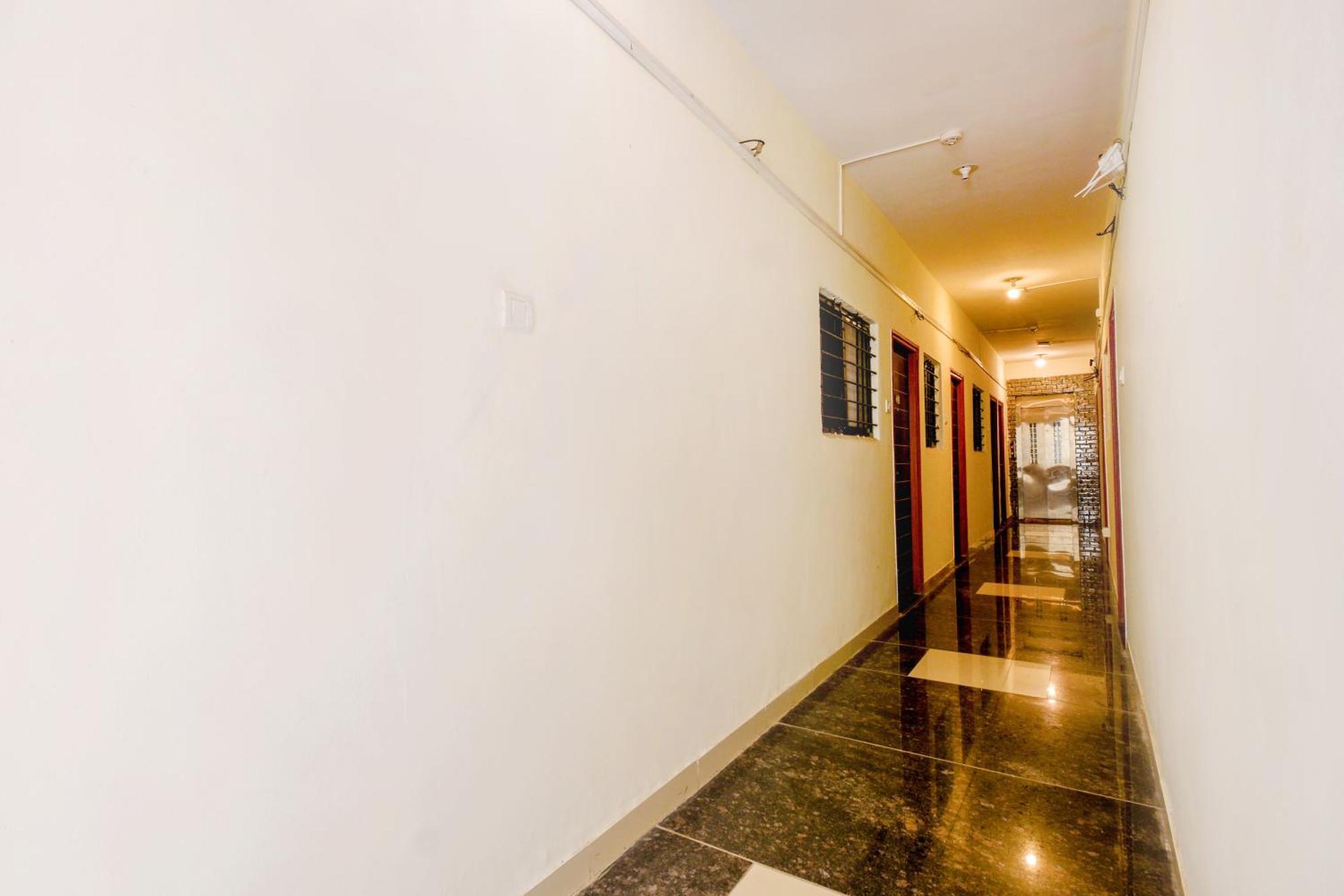 Fabexpress Srh - Nr Butterfly Park - Hinjawadi Hotel Exterior foto