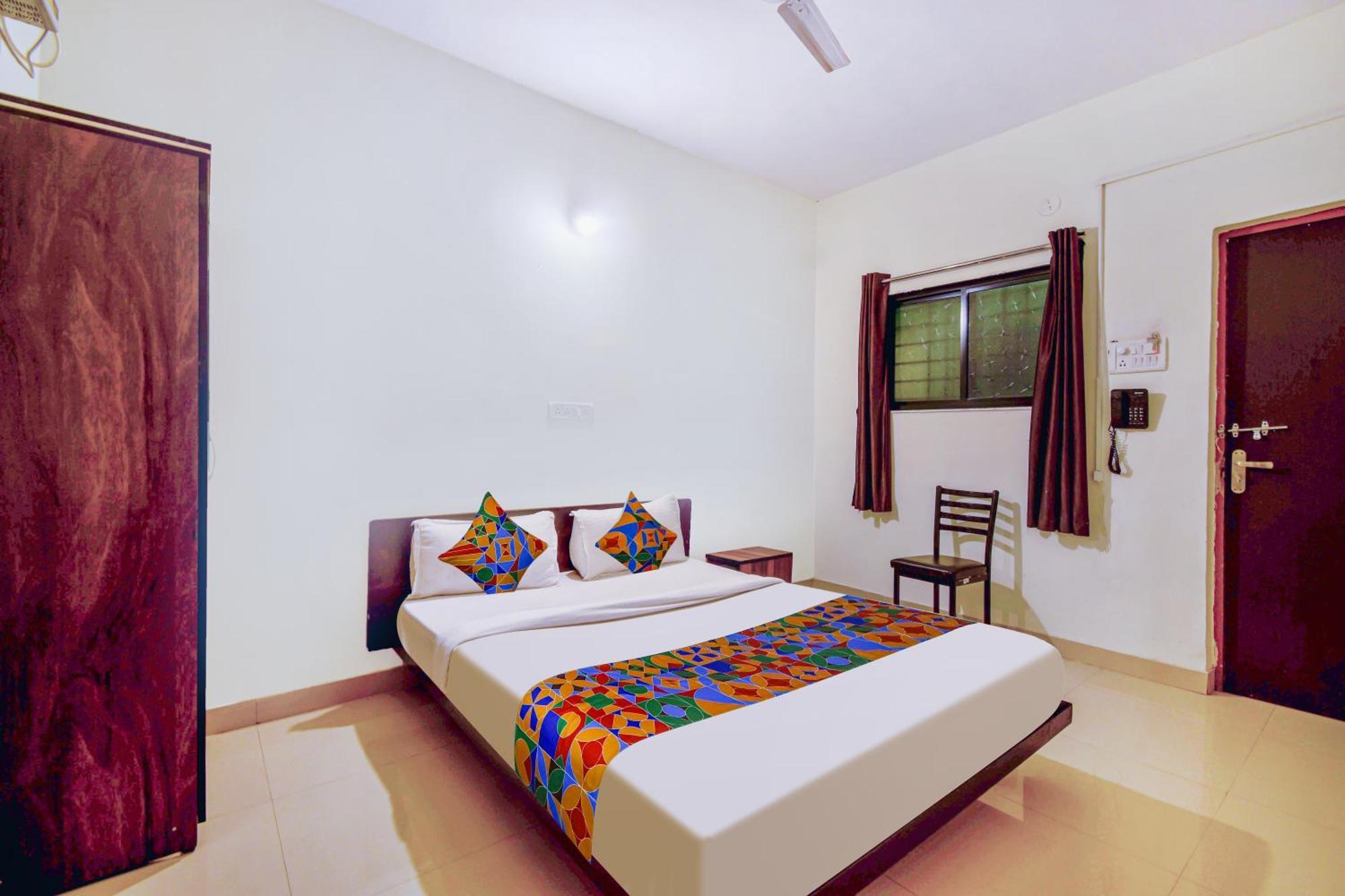 Fabexpress Srh - Nr Butterfly Park - Hinjawadi Hotel Exterior foto