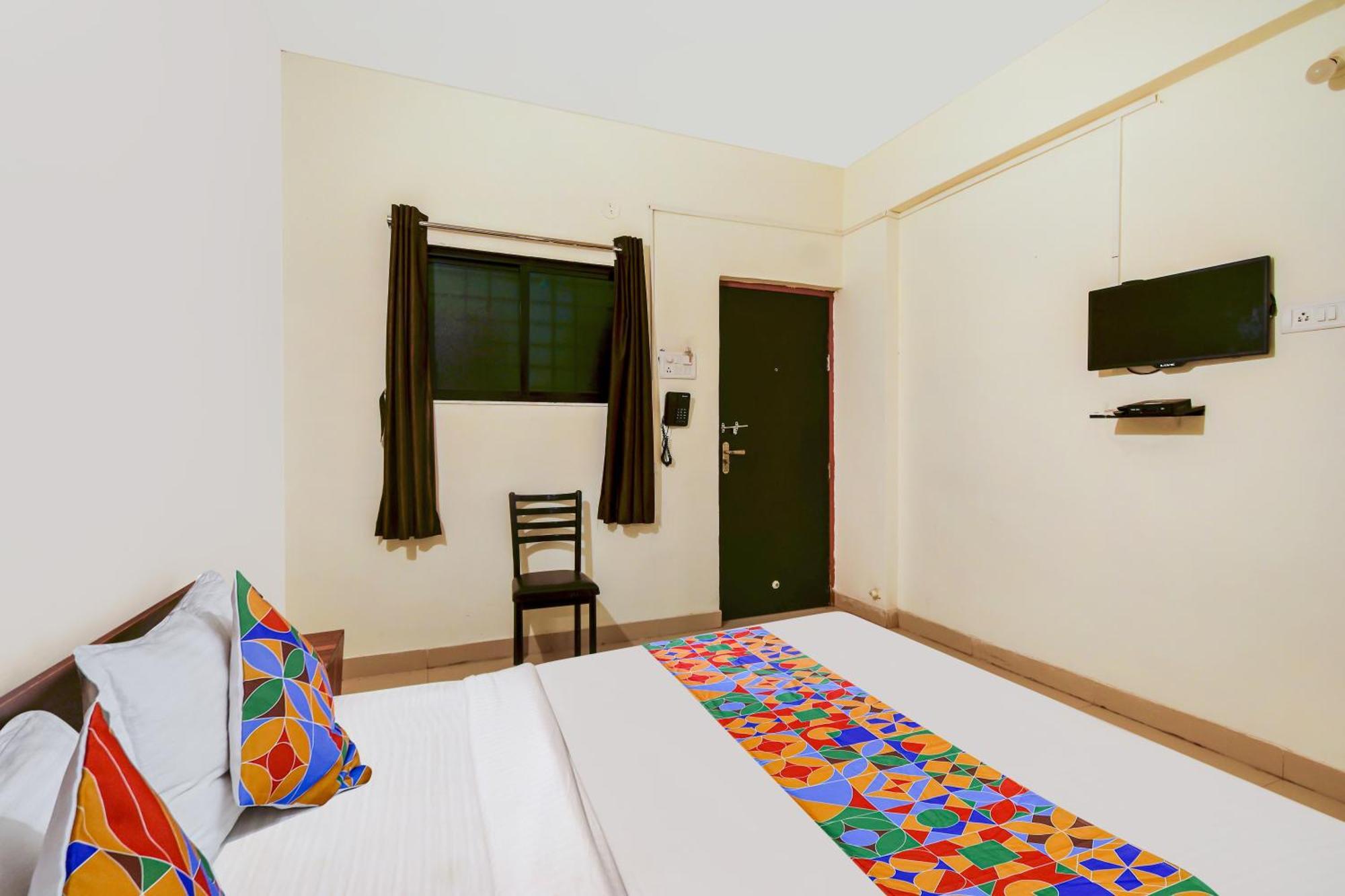 Fabexpress Srh - Nr Butterfly Park - Hinjawadi Hotel Exterior foto